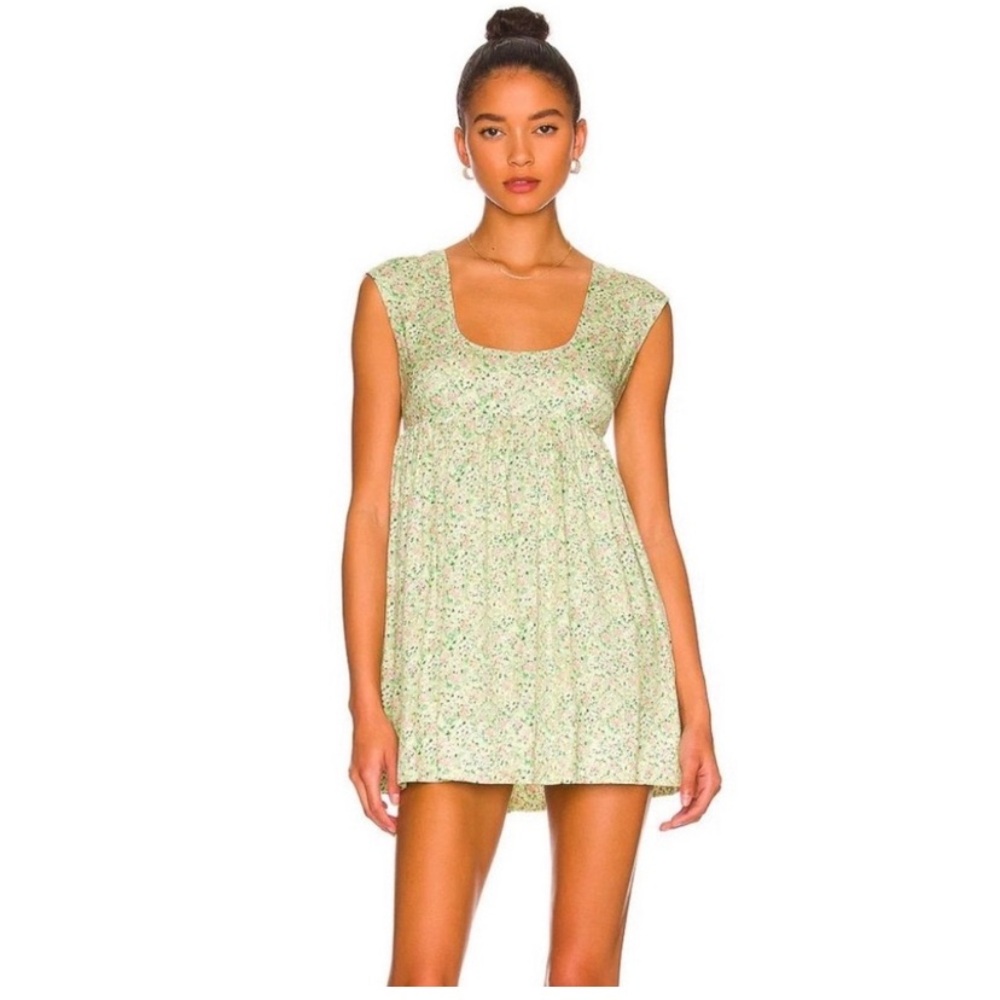 Anna Nata Hannah Floral Mini Dress in Light Sage